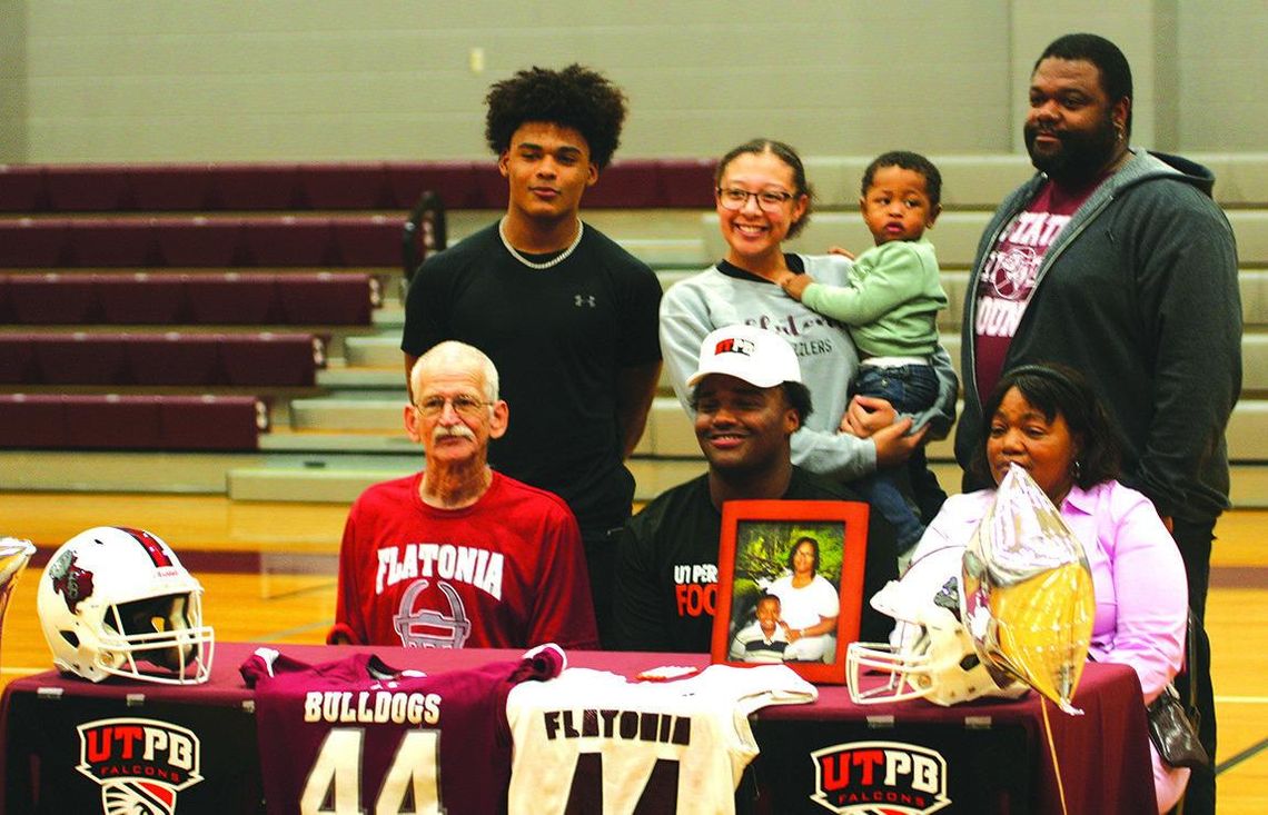 Flatonia's Kobe Burton signs with University of Texas Permian Basin football