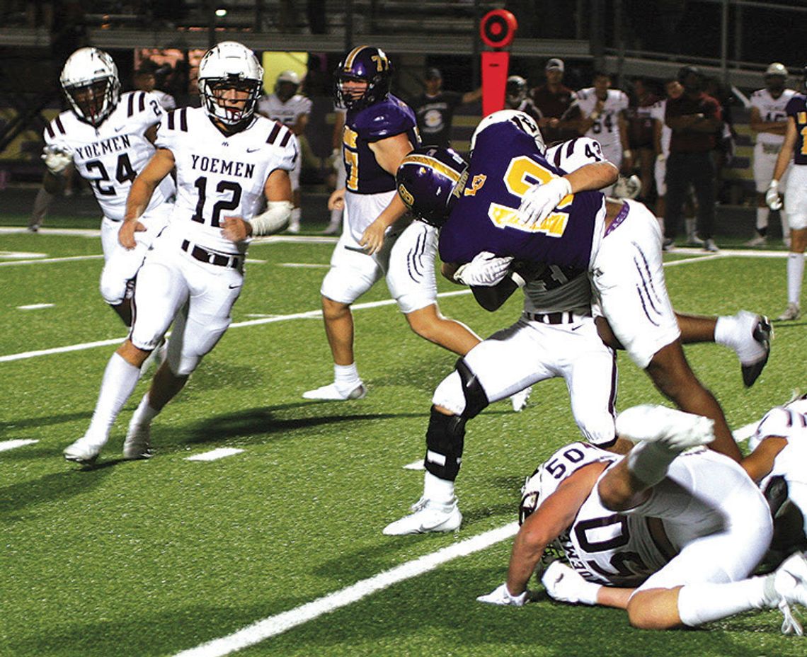 La Grange football sneaks past Cameron Yoe in OT thriller