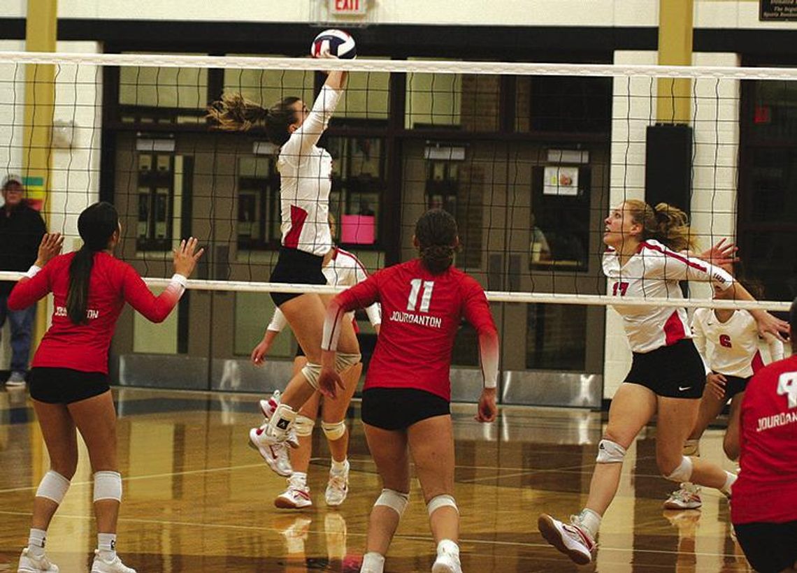 Lady Cardinals volleyball stay alive in win vs Jourdanton