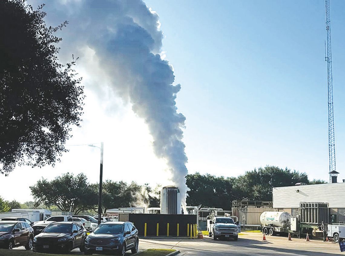 Large plume of smoke at Rice Medical Center