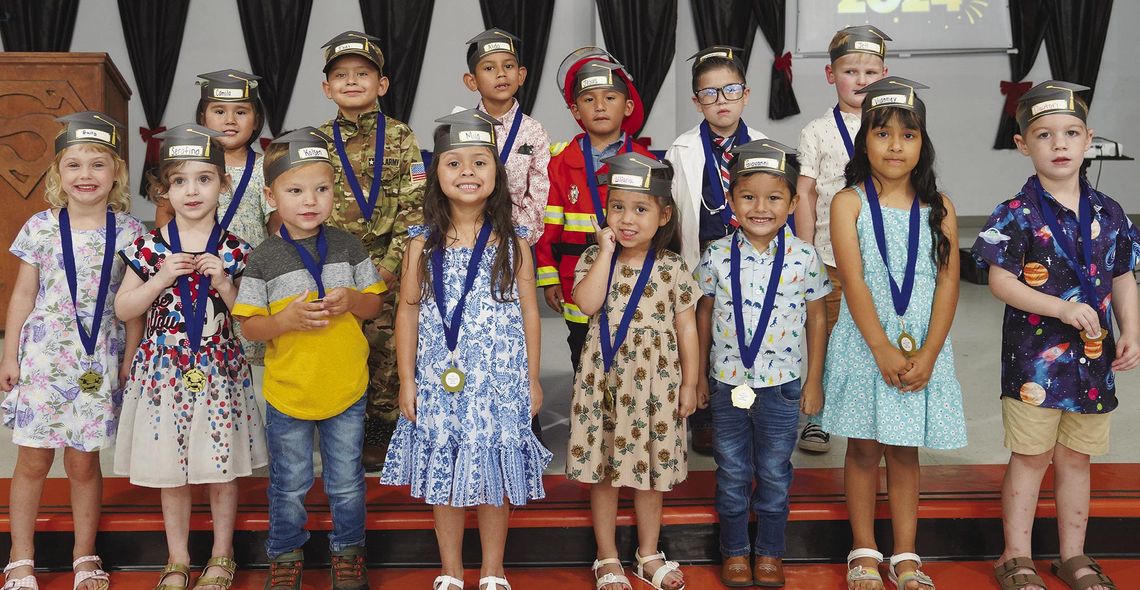 Parents as Teachers of Rural South-Central Texas celebrates Dreams Take Flight themed graduation