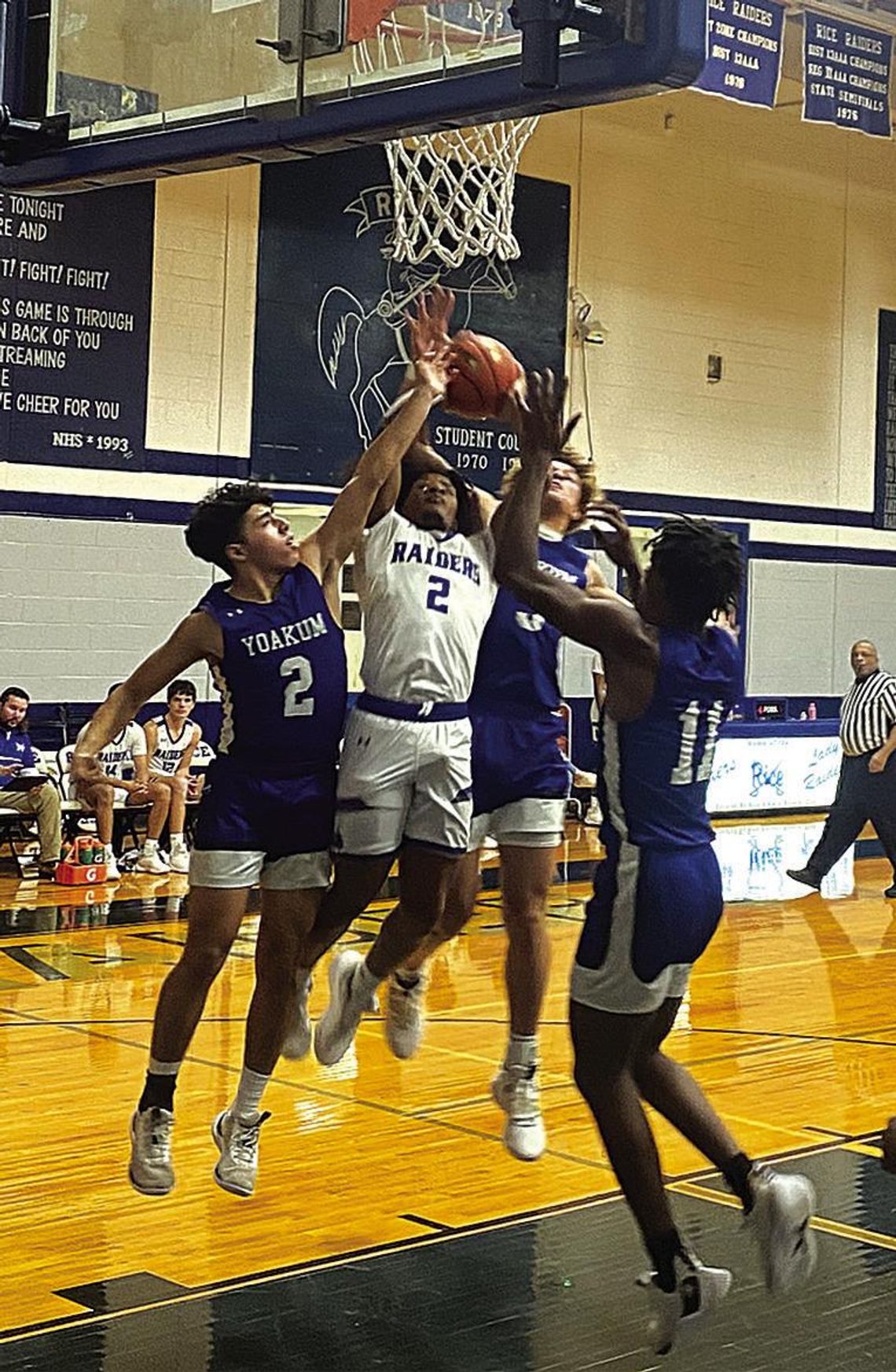 Rice boy’s hoops sneaks past Yoakum in OT thriller