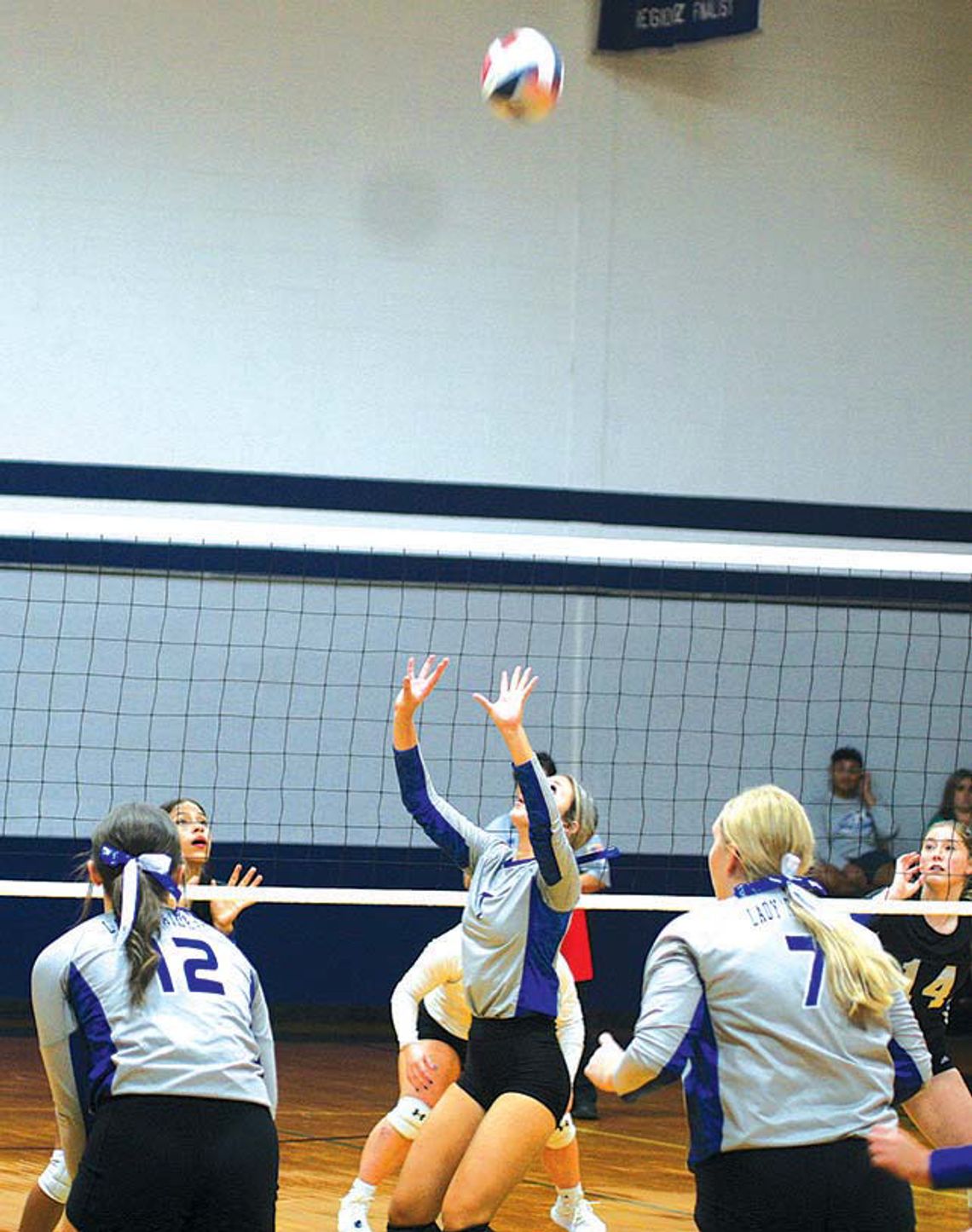 Rice gets swept by Yoakum in volleyball