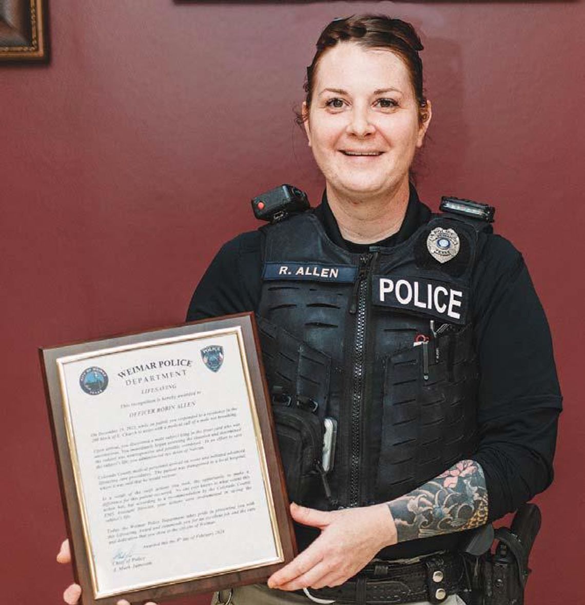  Weimar officer presented lifesaving award