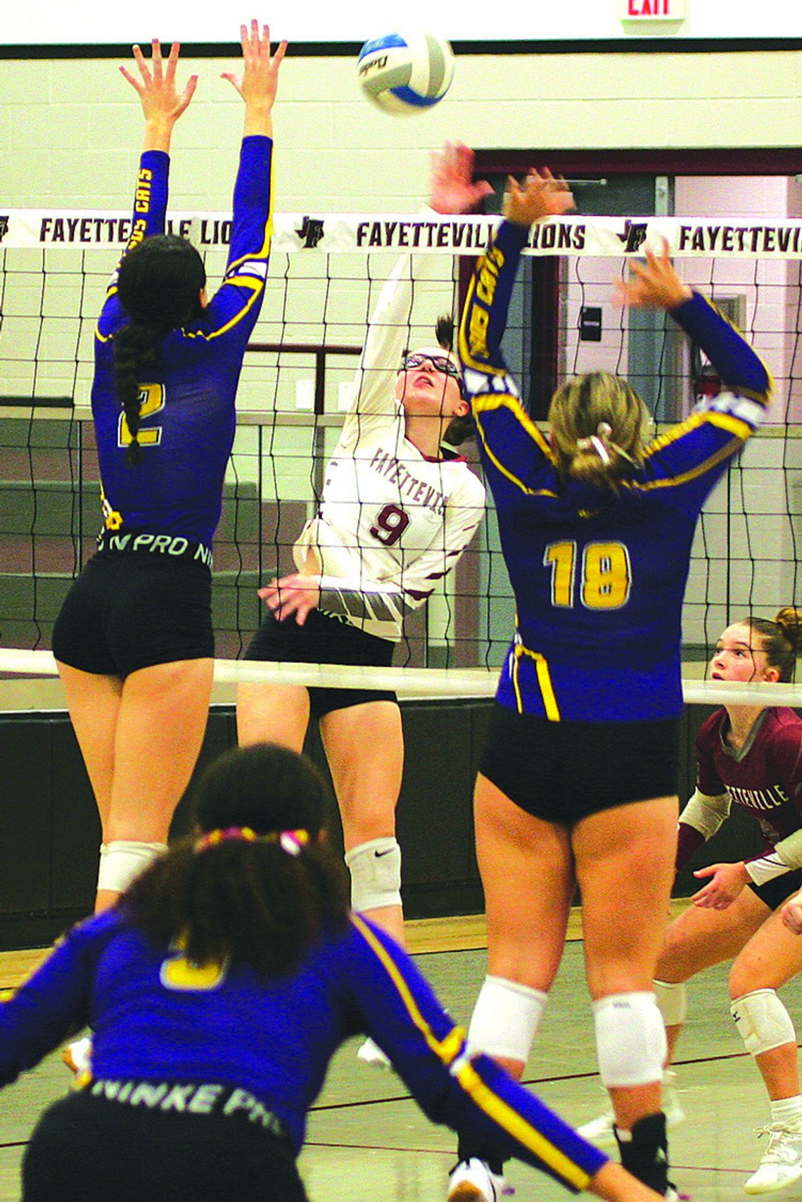 Weimar volleyball puts it to Fayetteville in three sets